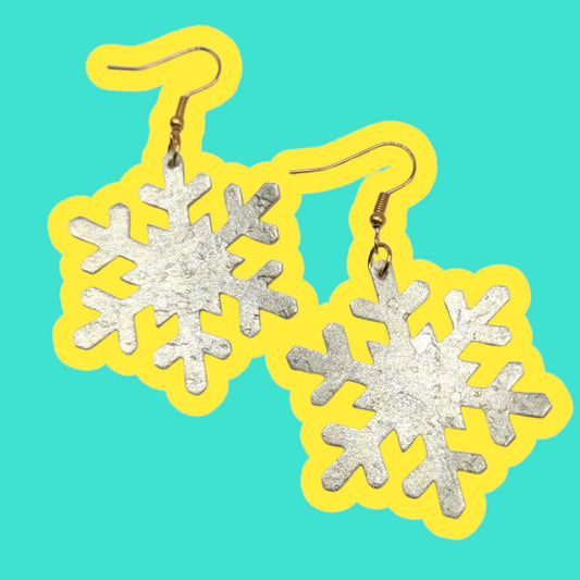 Gold snowflake earrings Trend Tonic