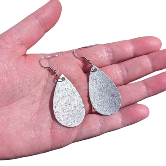 Mini metallic teardrop earrings
