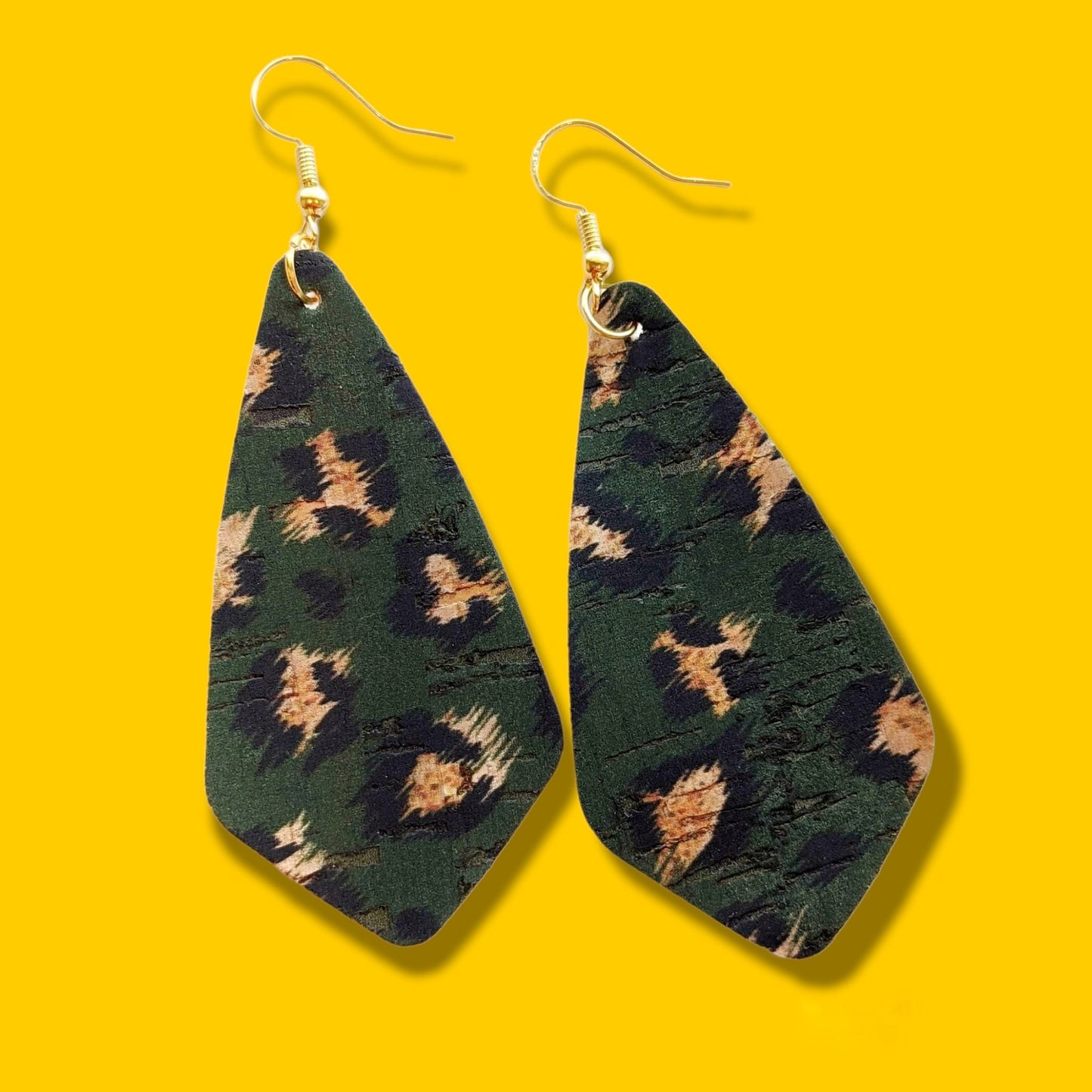 Green leopard print diamond earrings - Trend Tonic