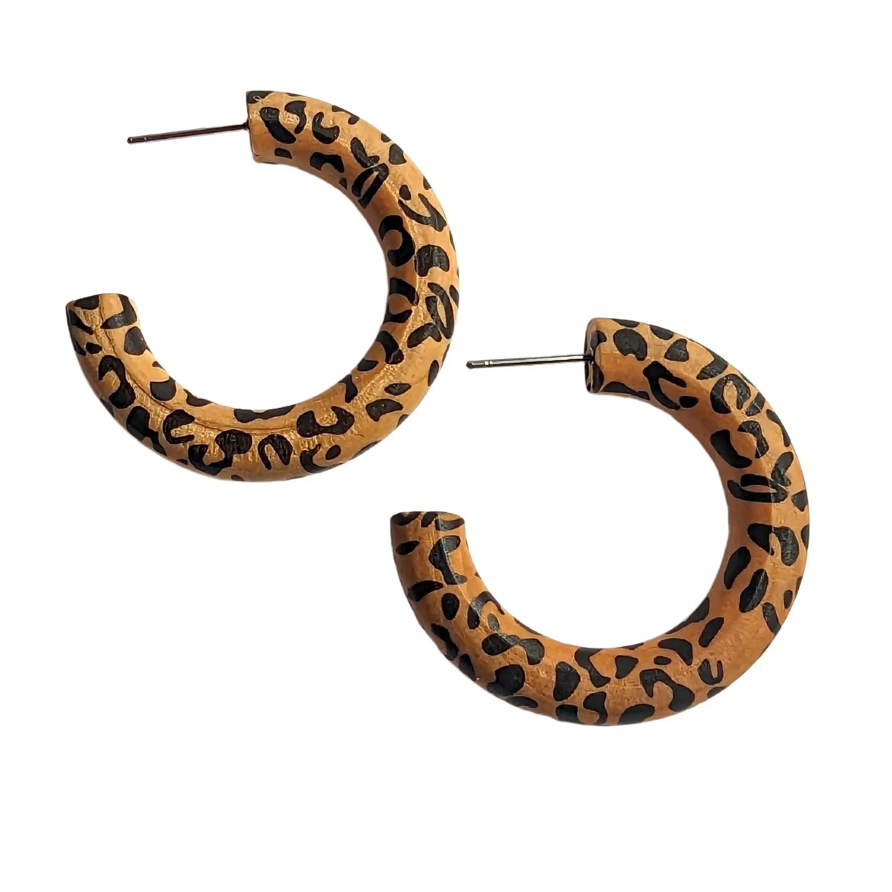 Leopard print wooden hoop earrings - Trend Tonic