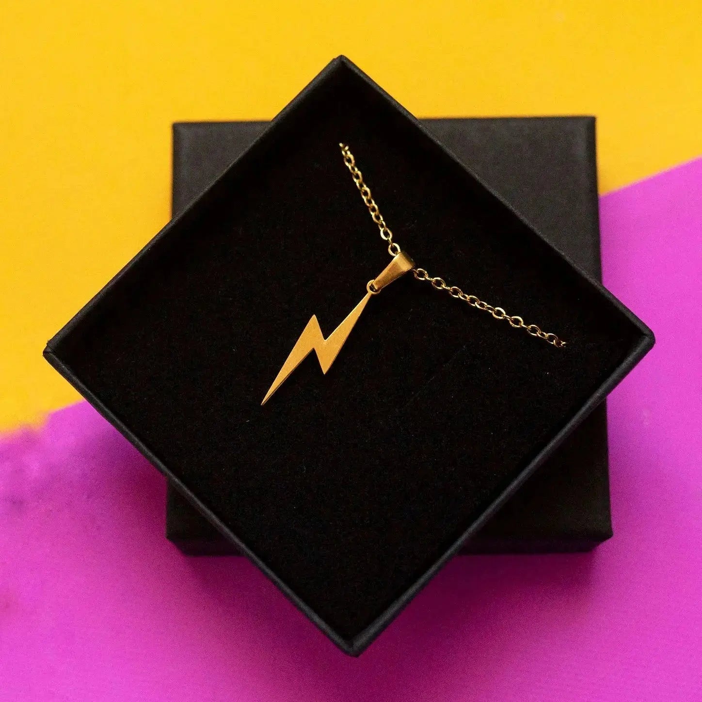 Lightning Bolt Necklace - Trend Tonic