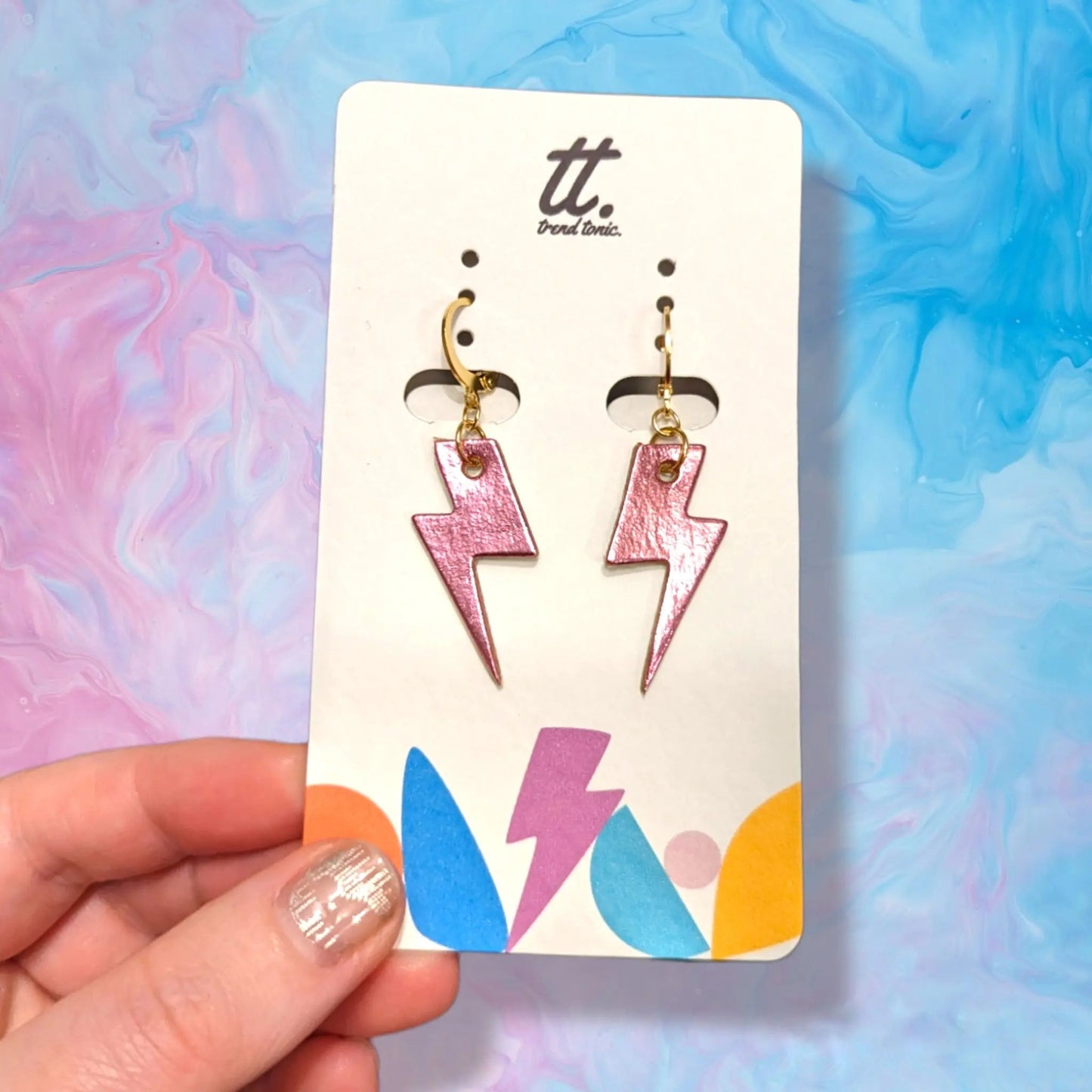 Mini blush pink cork lightning bolt earrings - Trend Tonic