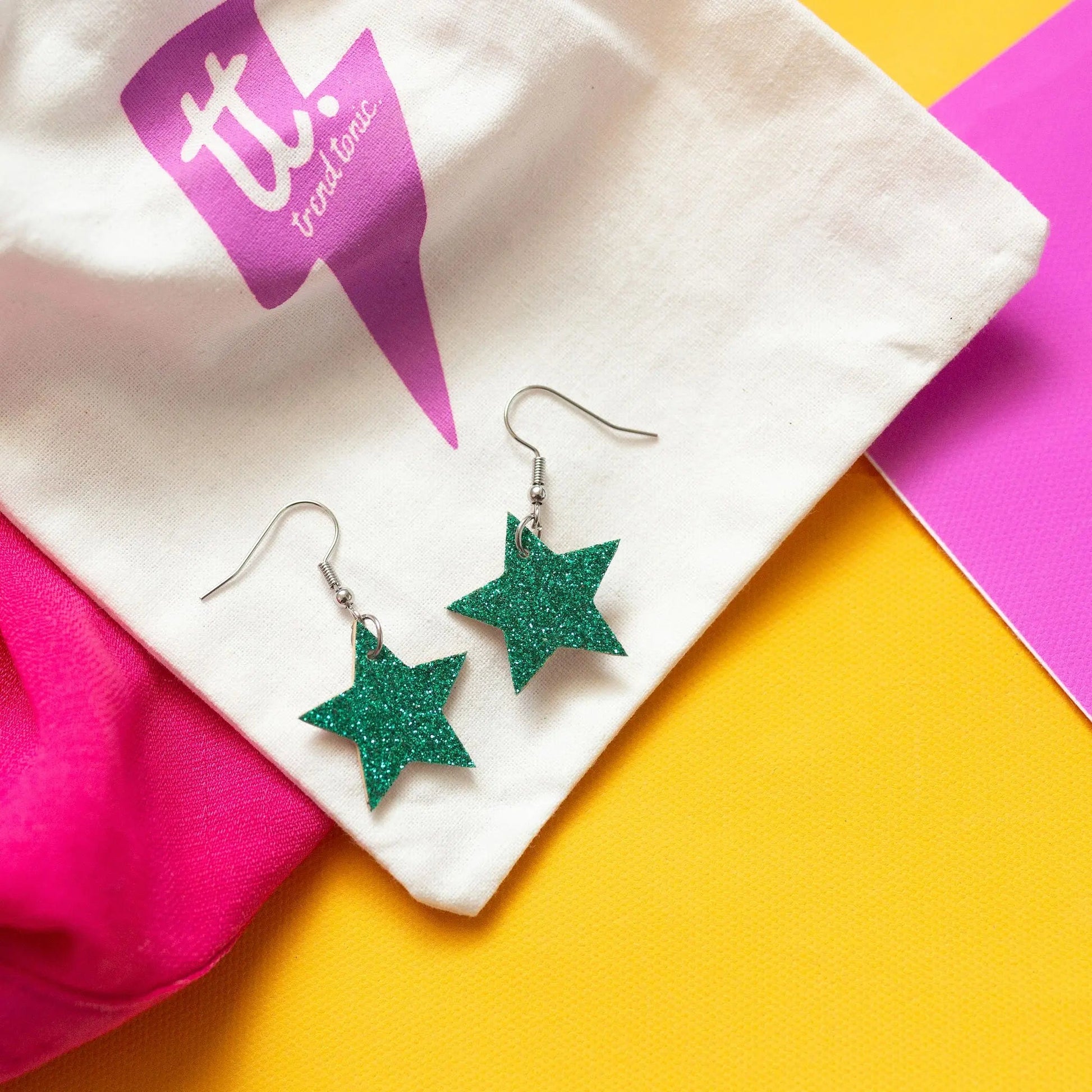 Mini glitter star earrings - Trend Tonic