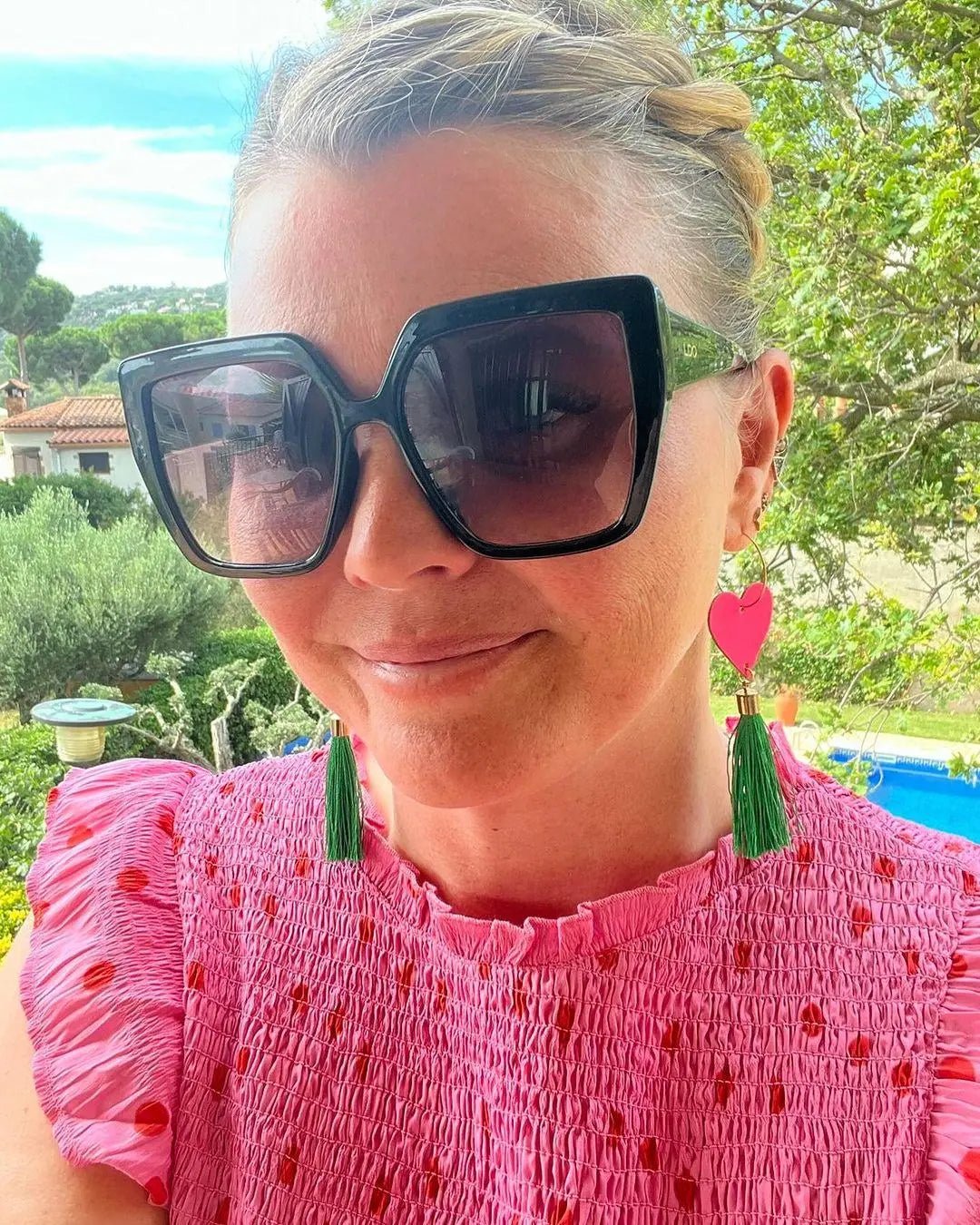 Neon pink and gold green tassel earrings - Trend Tonic