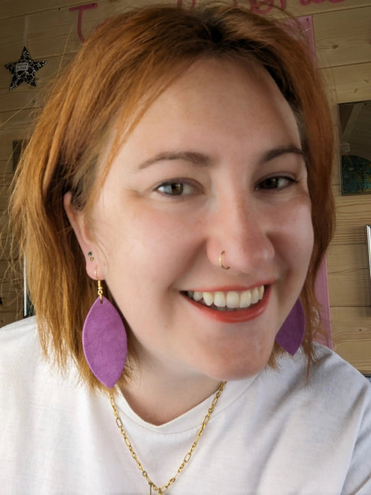 Purple plant paper leaf earrings - Trend Tonic