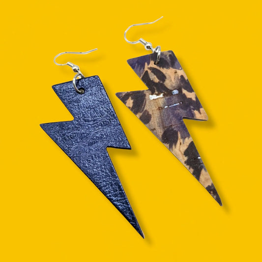 Double sided metallic blue and animal print cork lightning earrings - Trend Tonic 