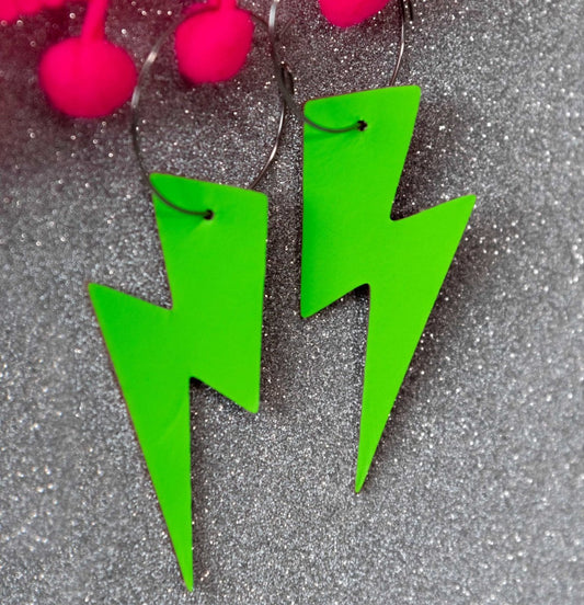 Green neon cork lightning earrings - Trend Tonic 